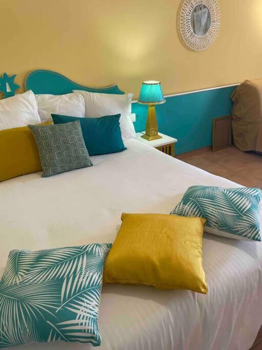 Appartement Le MaYakudja D’or à Sainte-Anne  Extérieur photo